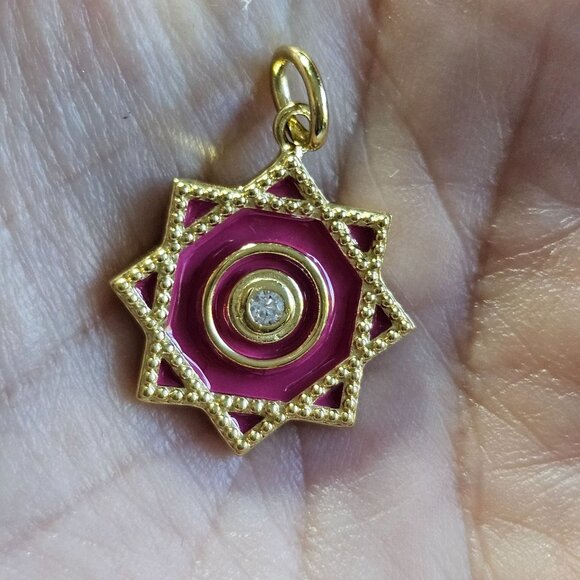 Shen Yun 14k gp twirling hankerchief pendant - Picture 1 of 9